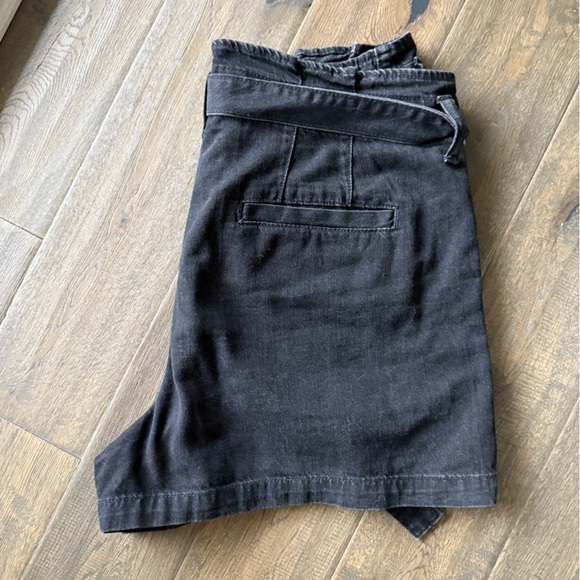 👯♀️ American Eagel Black Women's mom Shorts - Picture 3 of 8